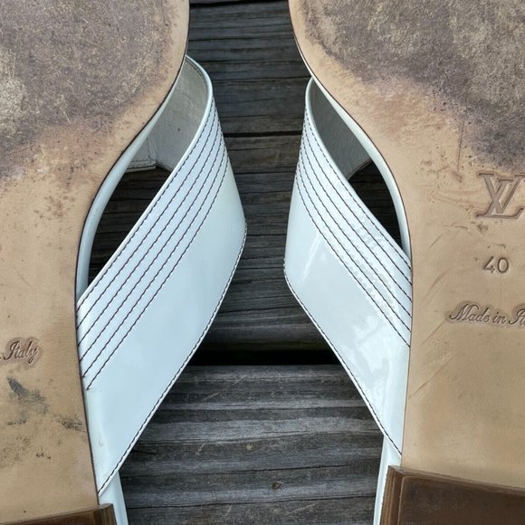 Louis Vuitton Women Sandal Shoes White Leather Thong Flat Made in Italy Size 40 - Picture 12 of 13